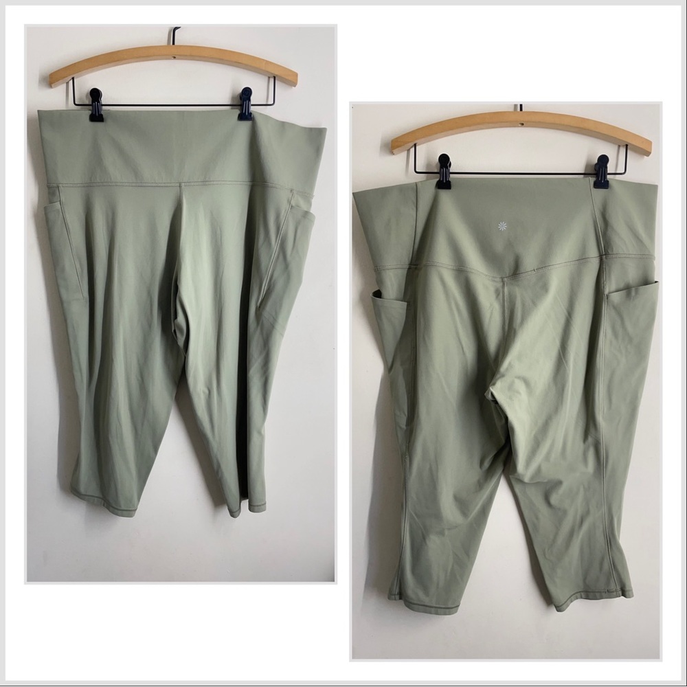Athleta Salutation Stash Pocket II Capri Pant Eucalyptus Green size 3X